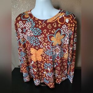 SEW IN LOVE 🌼Floral Patterned Women's Top